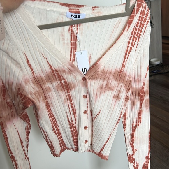 New with Tags 525 America Tie Dye Crop Cardigan Sz L - Picture 4 of 6